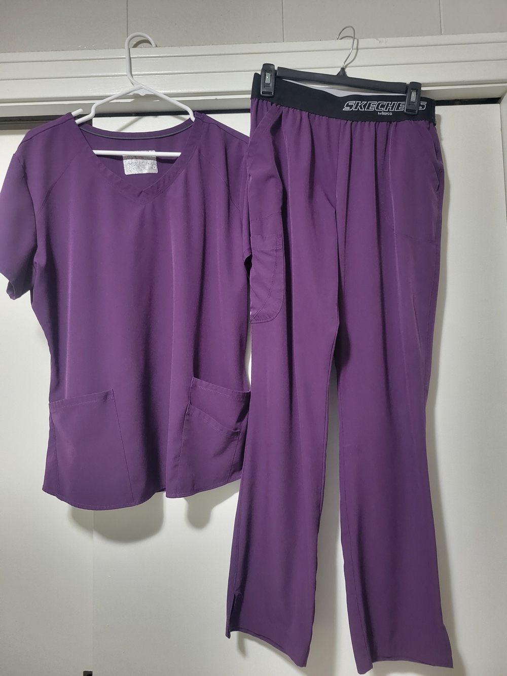 Purple Skechers by Barco Breeze Women's Scrub Set, Shirt XL, Pants M